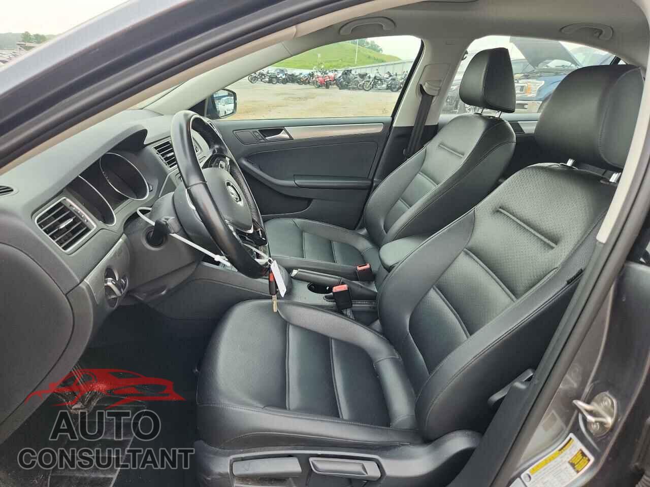 VOLKSWAGEN JETTA 2017 - 3VWDB7AJ9HM273603