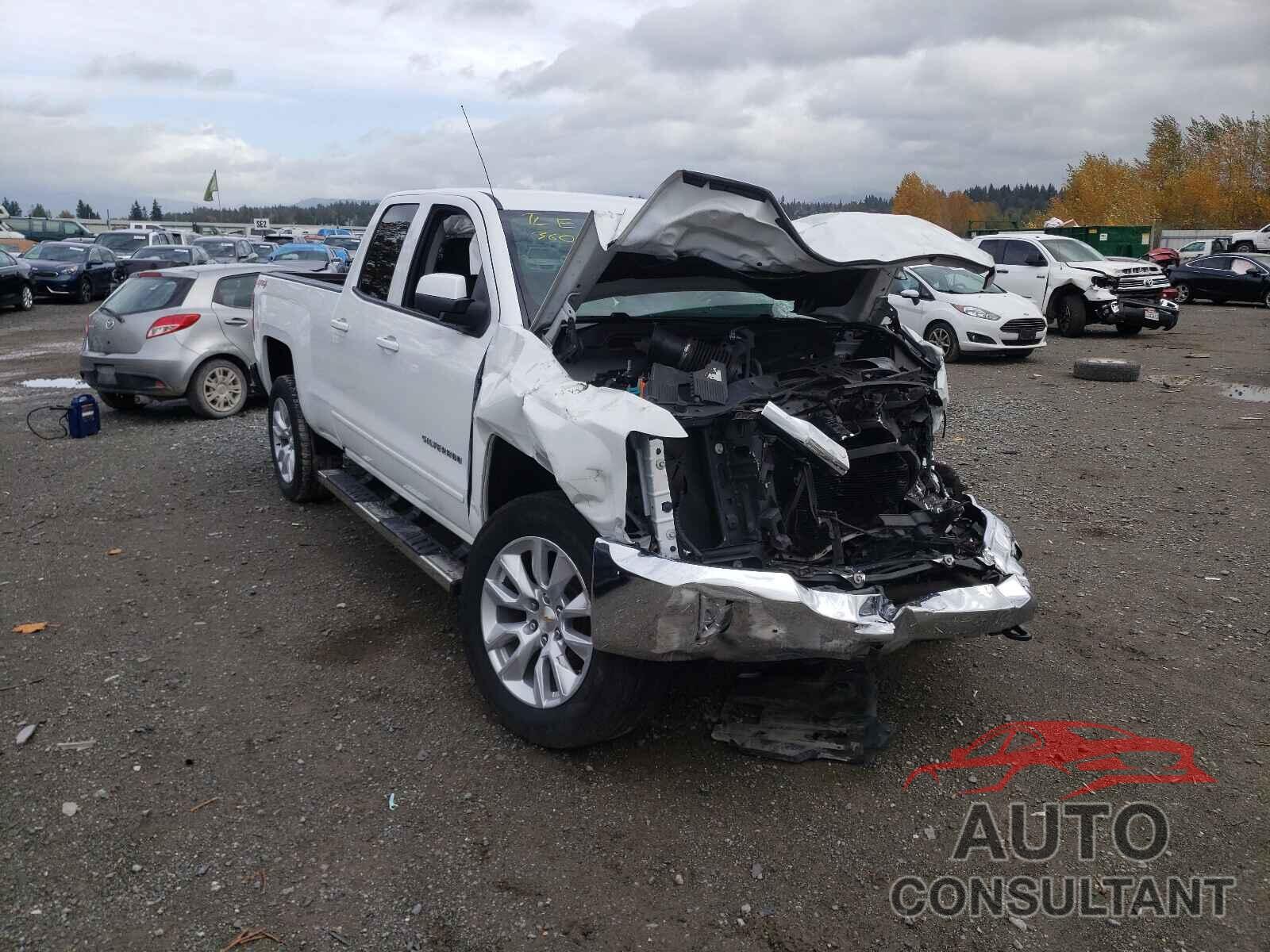 CHEVROLET SILVERADO 2018 - 1GCVKREC0JZ279101