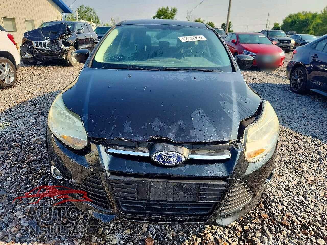 FORD FOCUS 2012 - 1FAHP3K21CL102219
