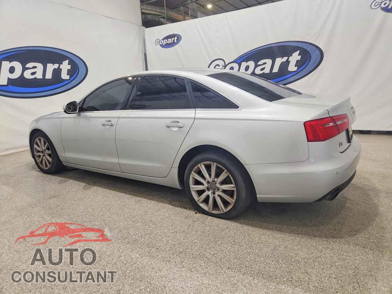 AUDI A6 2014 - WAUGFAFC8EN069451