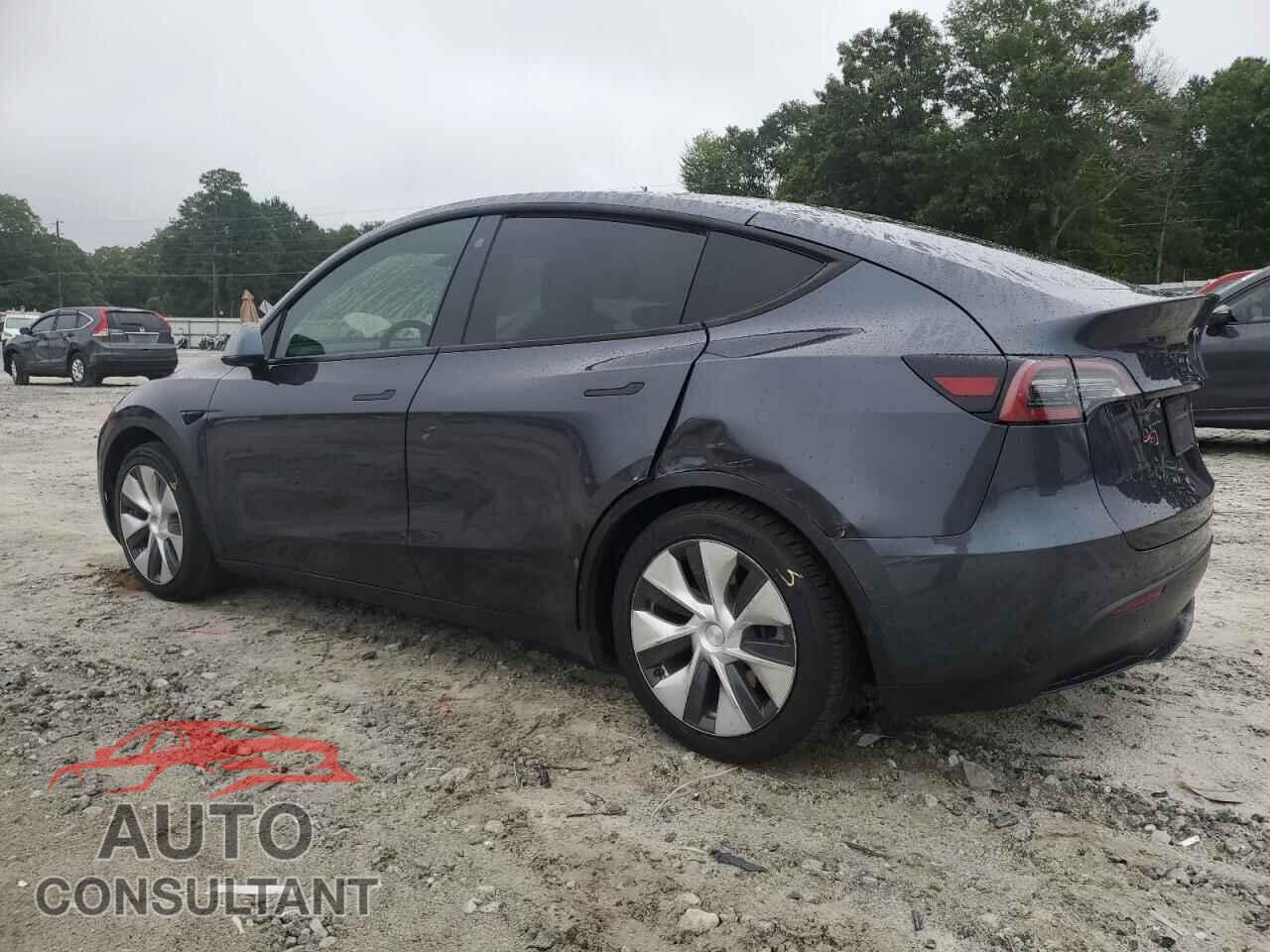 TESLA MODEL Y 2021 - 5YJYGAEE7MF184630