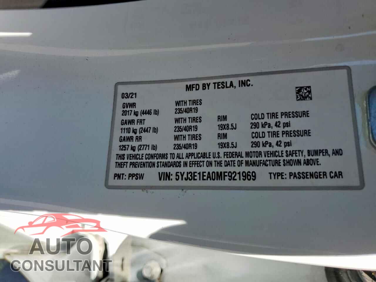 TESLA MODEL 3 2021 - 5YJ3E1EA0MF921969