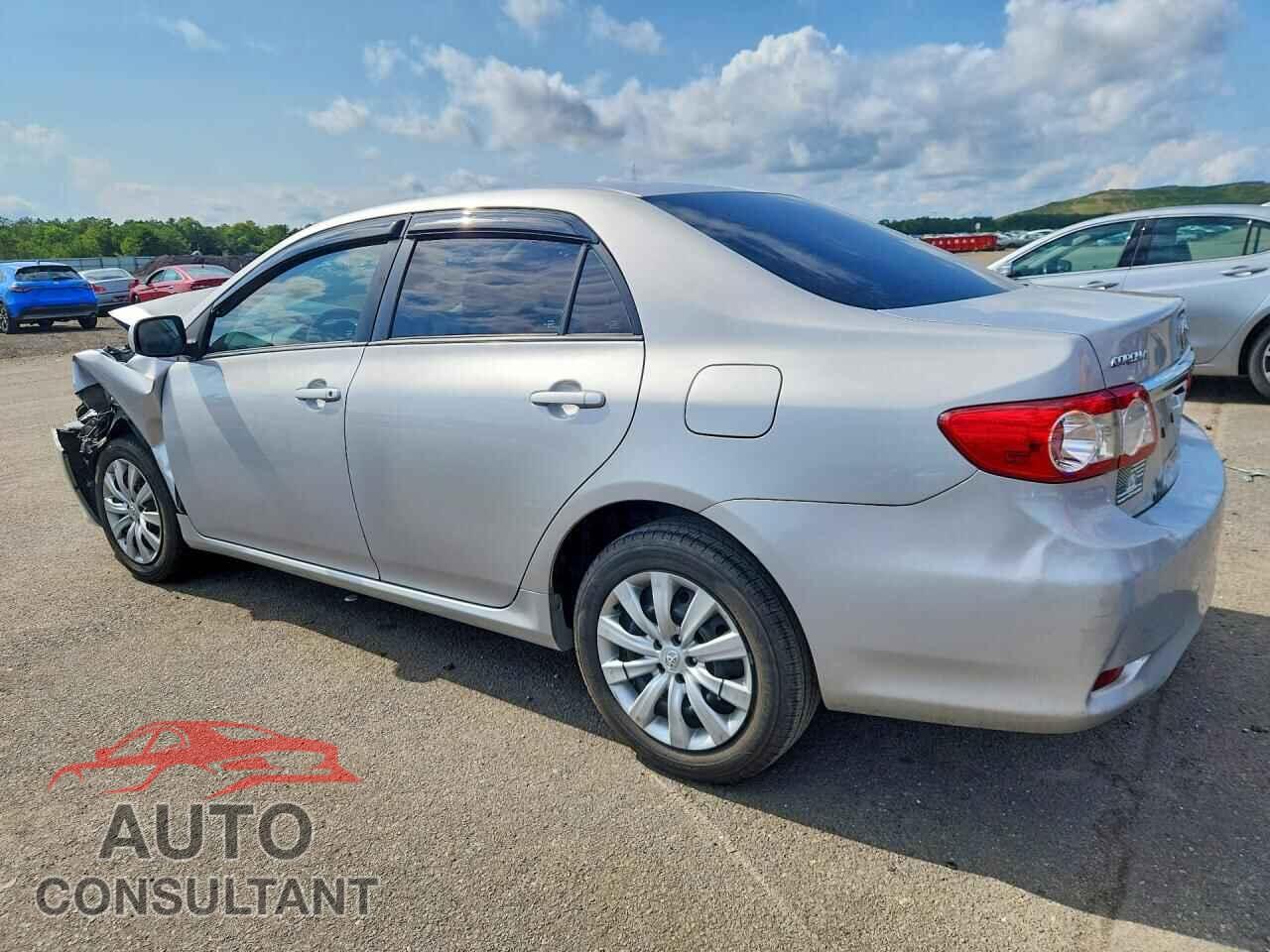 TOYOTA COROLLA 2012 - 2T1BU4EEXCC843111