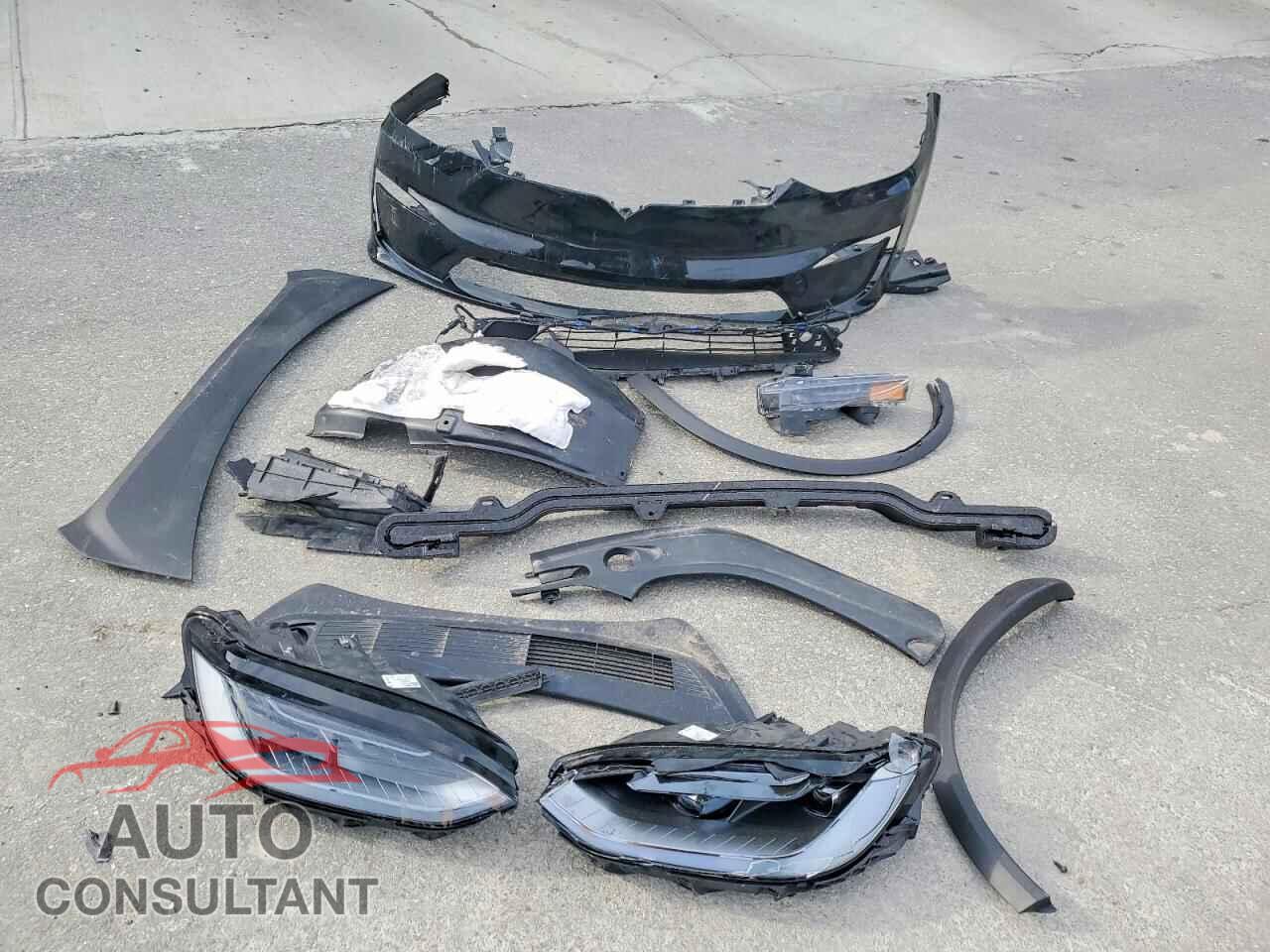 TESLA MODEL X 2024 - 7SAXCDE59RF442083