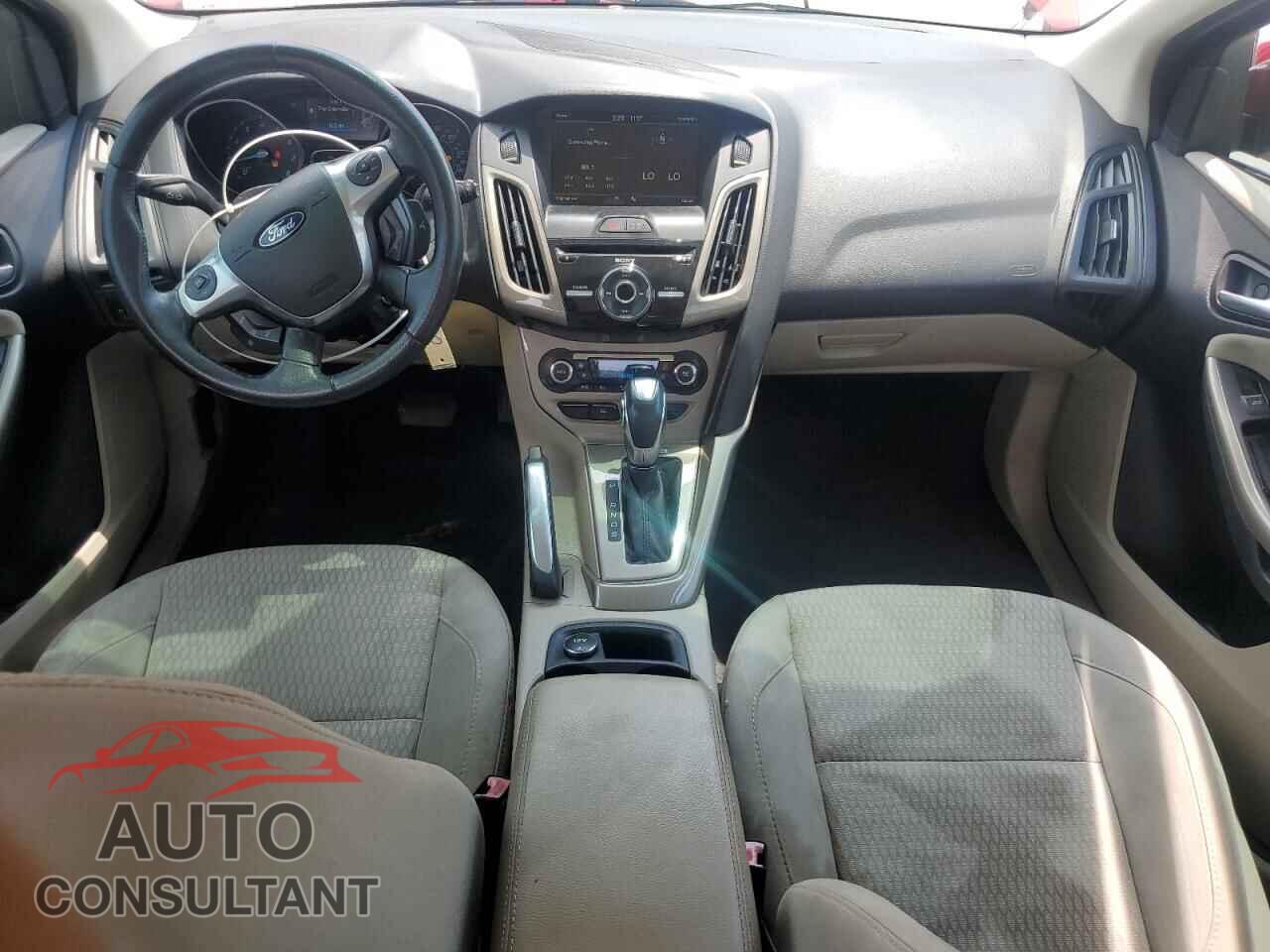 FORD FOCUS 2012 - 1FAHP3M2XCL160553