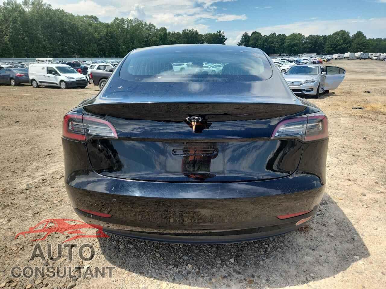TESLA MODEL 3 2019 - 5YJ3E1EA7KF317638