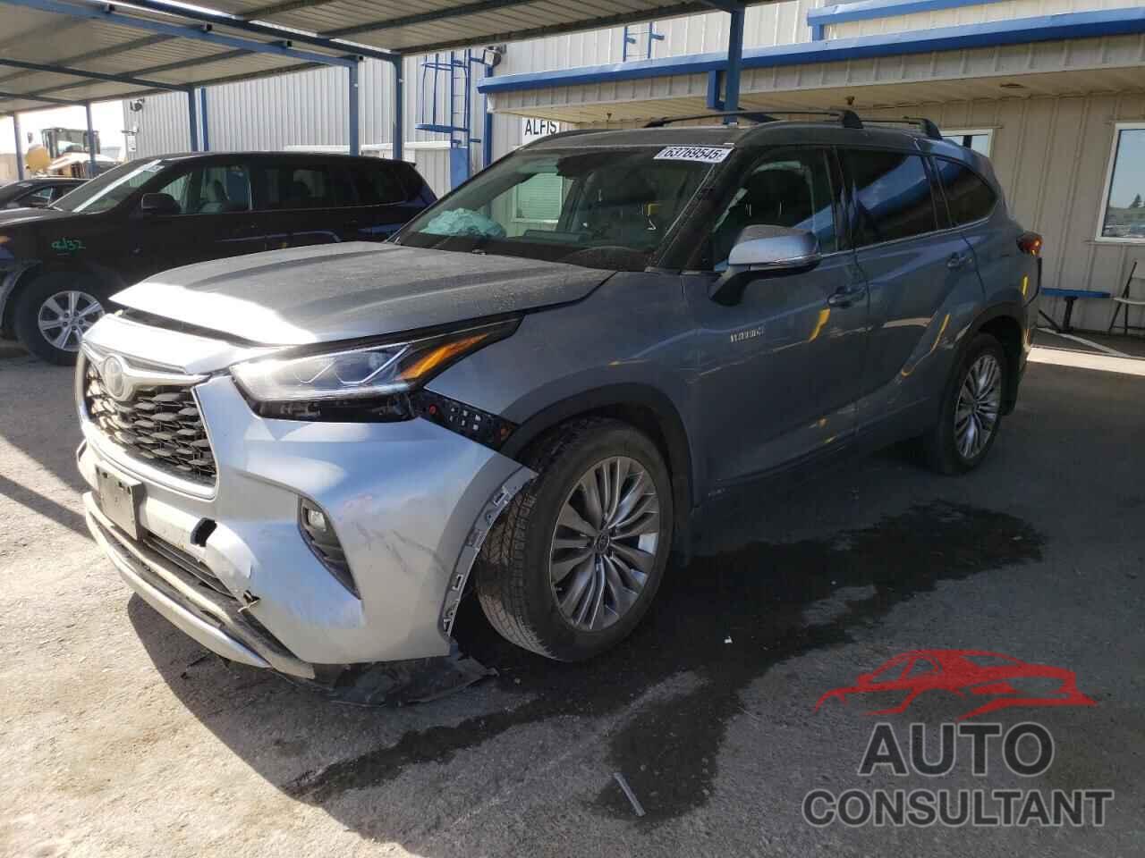 TOYOTA HIGHLANDER 2021 - 5TDEBRCH1MS032156