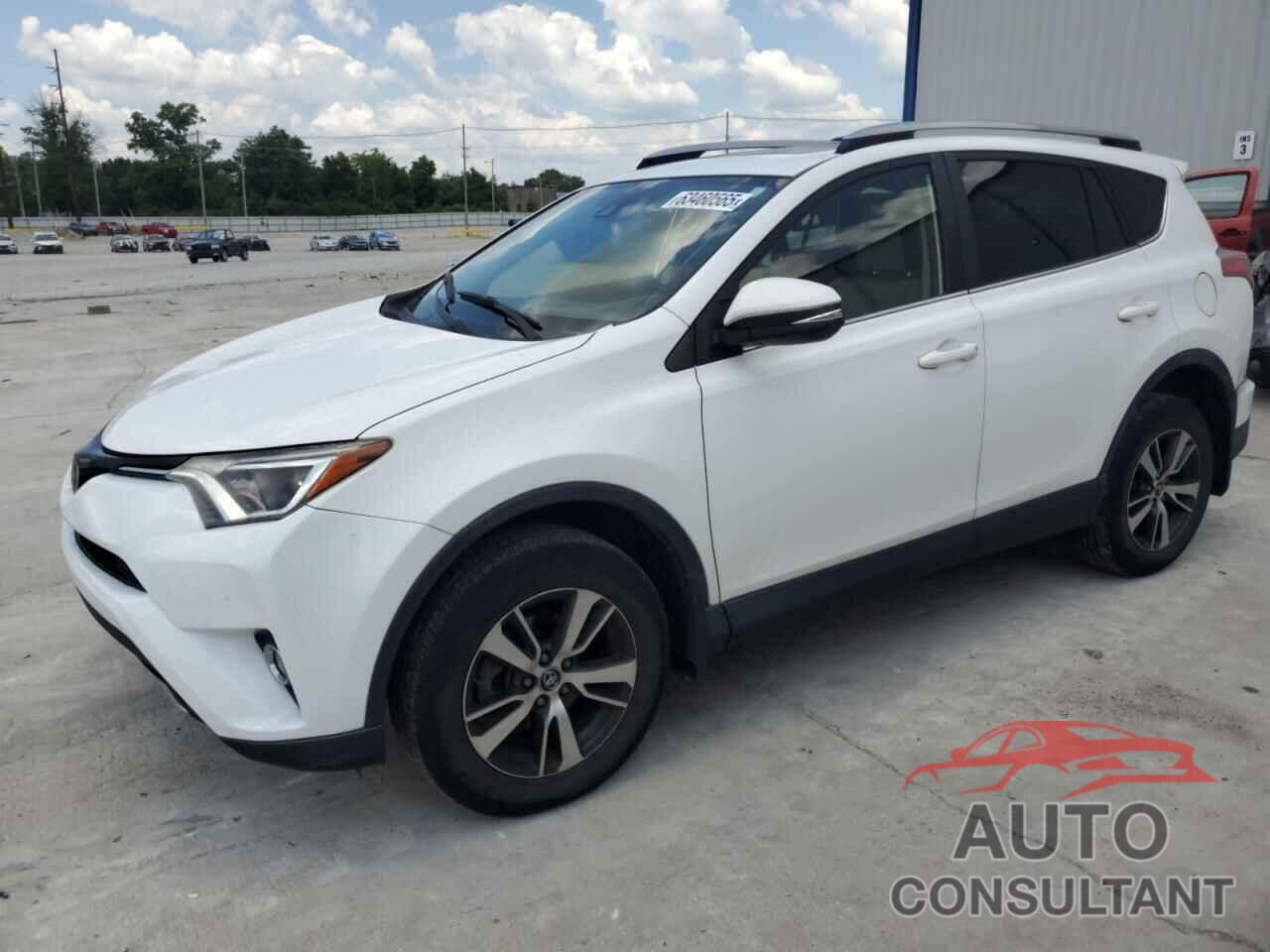 TOYOTA RAV4 2018 - JTMRFREV3JD245271