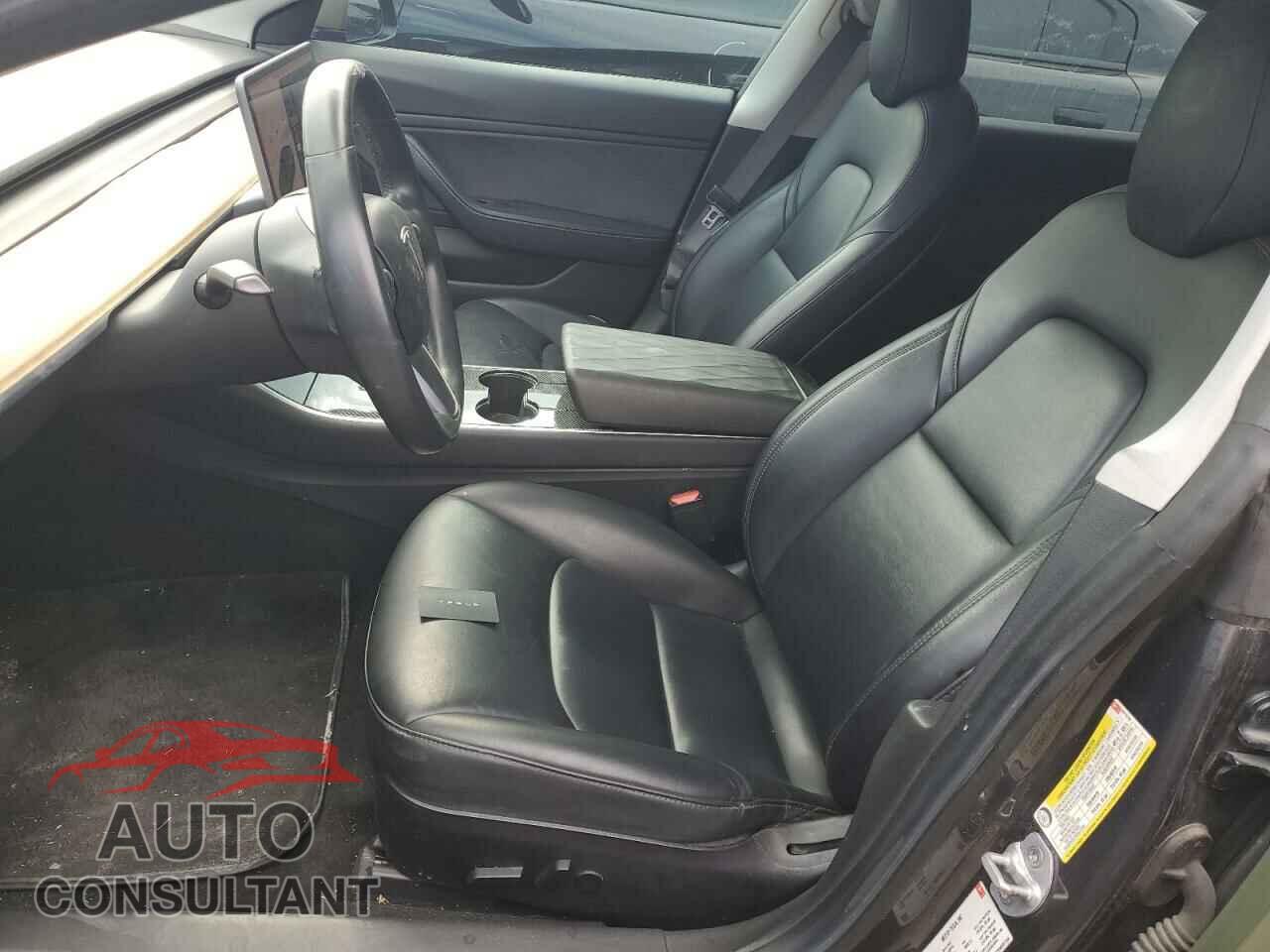 TESLA MODEL 3 2018 - 5YJ3E1EA2JF077476