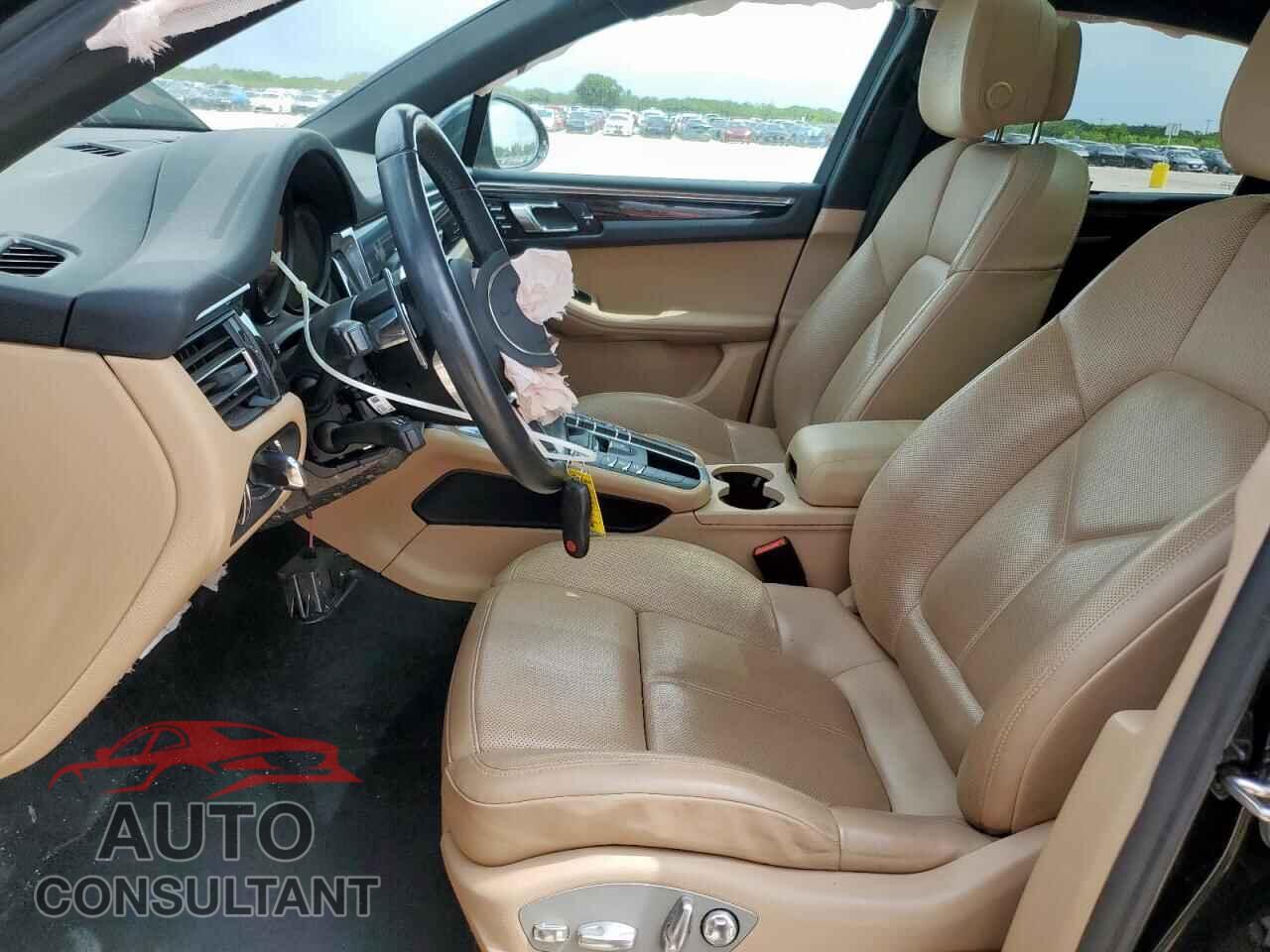 PORSCHE MACAN 2021 - WP1AA2A59MLB00818