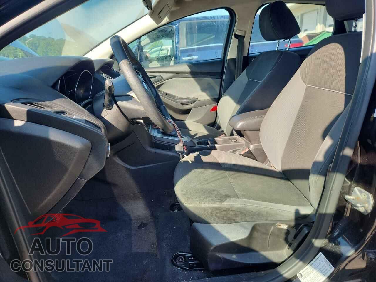 FORD FOCUS 2012 - 1FAHP3F28CL457883