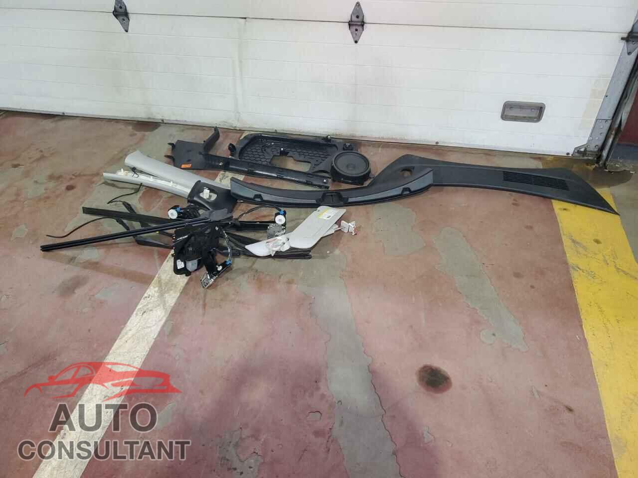 TESLA MODEL 3 2021 - 5YJ3E1EB8MF961824