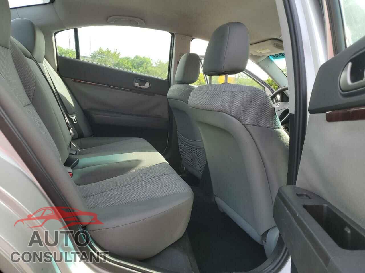 MITSUBISHI GALANT 2011 - 4A32B3FF9BE013462
