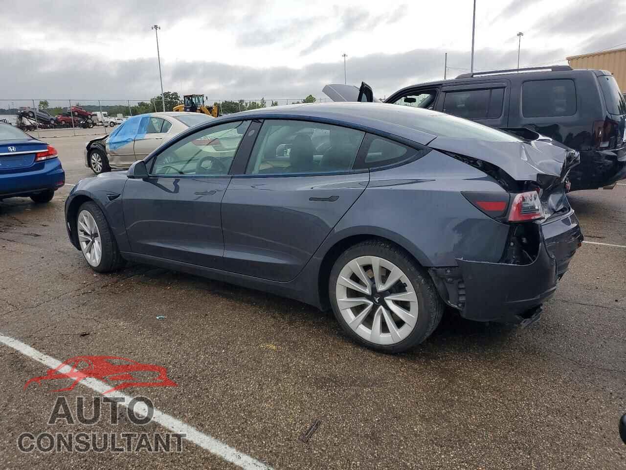 TESLA MODEL 3 2022 - 5YJ3E1EA0NF184743