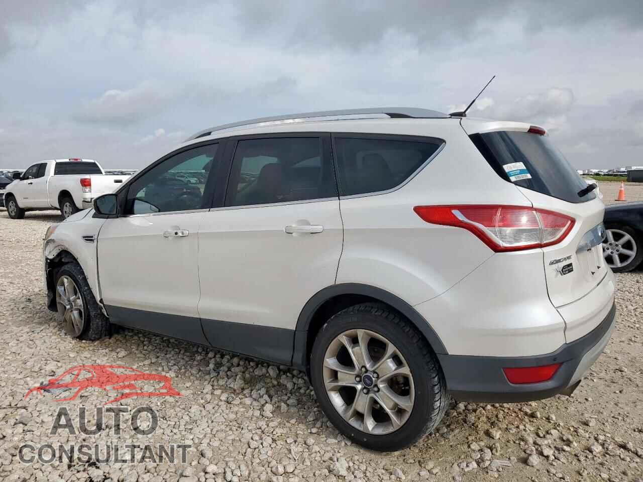 FORD ESCAPE 2015 - 1FMCU0J94FUC04182