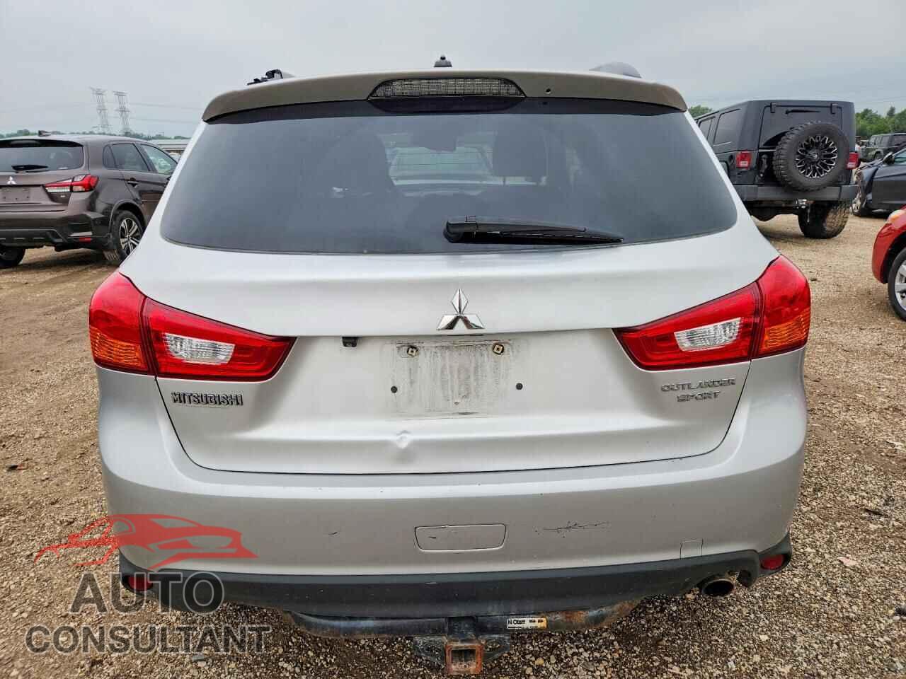 MITSUBISHI OUTLANDER 2013 - 4A4AP4AU5DE001025