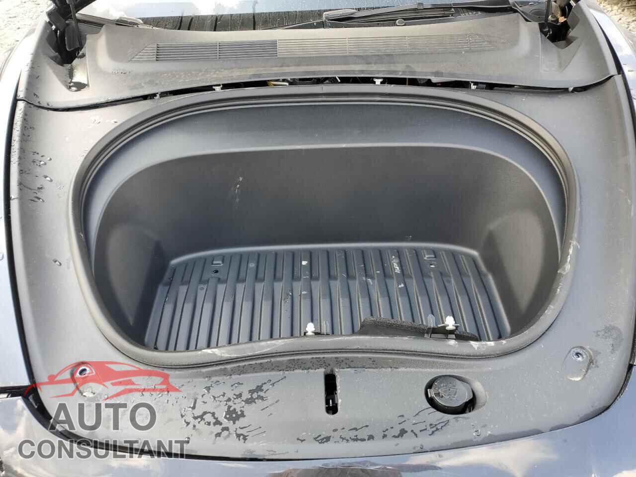 TESLA MODEL 3 2024 - 5YJ3E1EA6RF862403