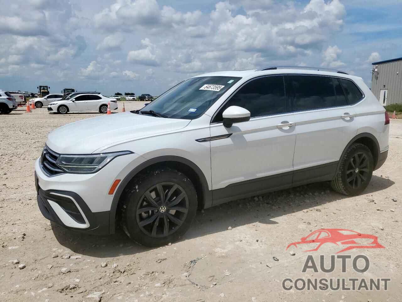 VOLKSWAGEN TIGUAN 2022 - 3VV3B7AX9NM072560
