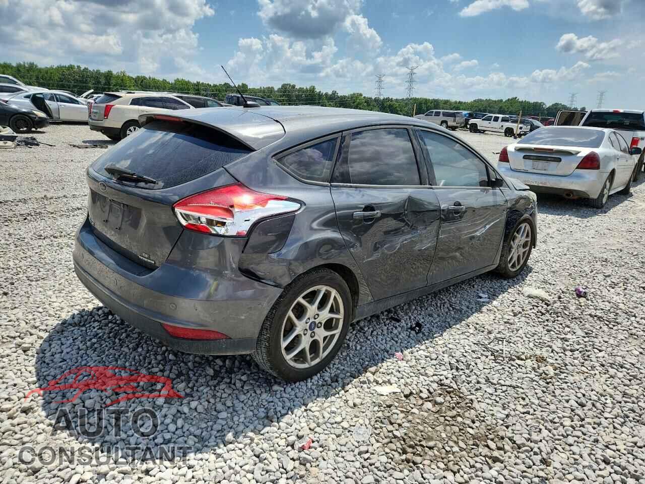 FORD FOCUS 2015 - 1FADP3K29FL218674