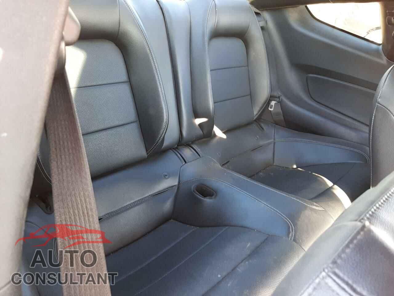 FORD MUSTANG 2017 - 1FA6P8TH5H5272635