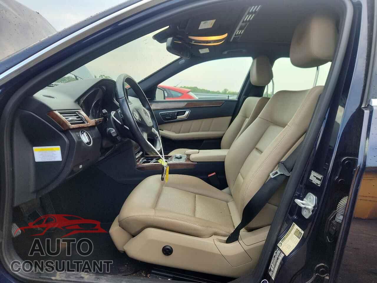 MERCEDES-BENZ E-CLASS 2012 - WDDHF8JB5CA596372