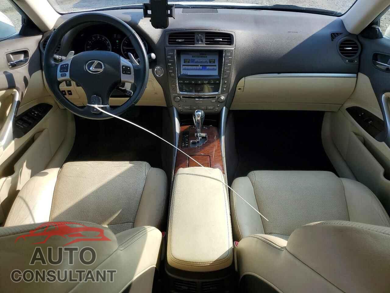 LEXUS IS 2012 - JTHBF5C20C5179809