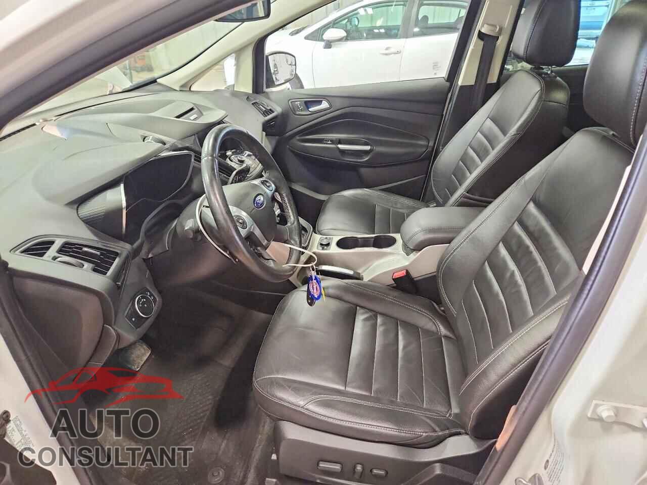 FORD CMAX 2015 - 1FADP5CU4FL110877