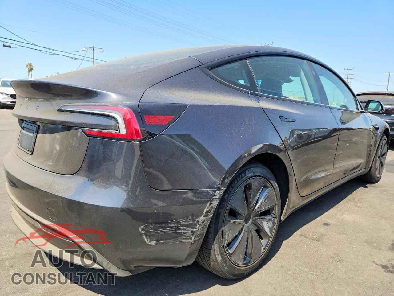 TESLA MODEL 3 2026 - 5YJ3E1EA6TF203051