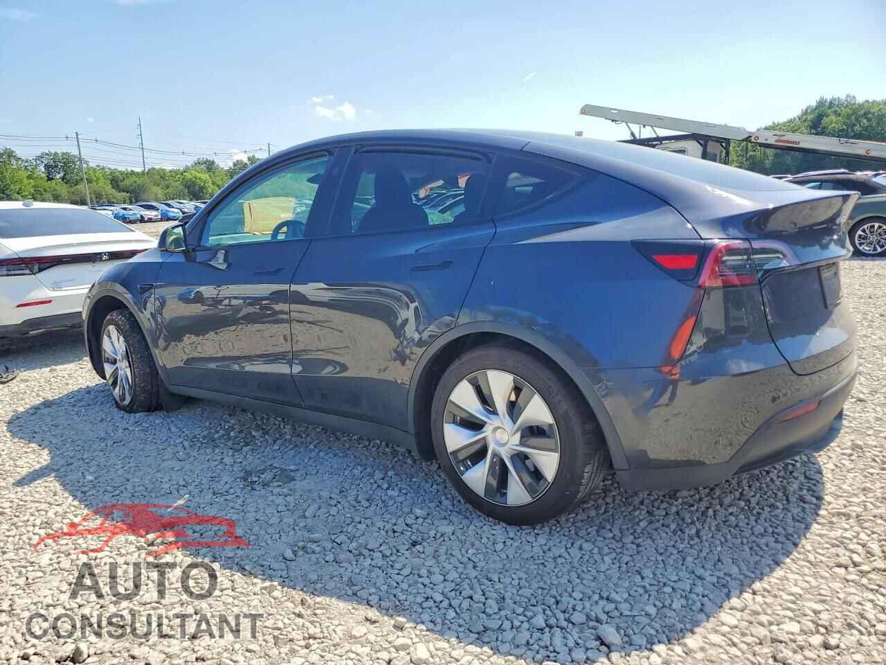 TESLA MODEL Y 2024 - 7SAYGDED9RF049877