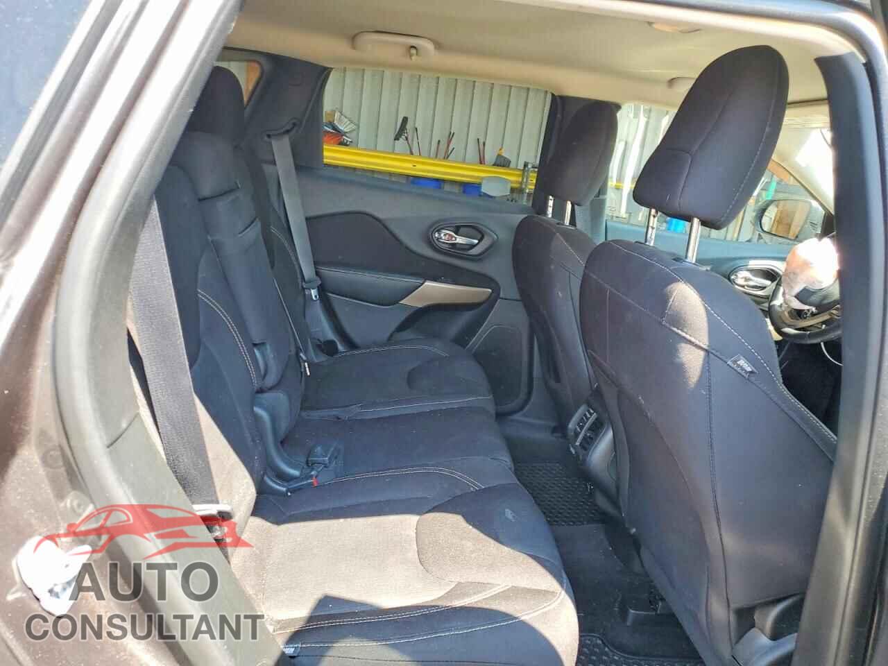 JEEP CHEROKEE 2017 - 1C4PJMCS1HW602009