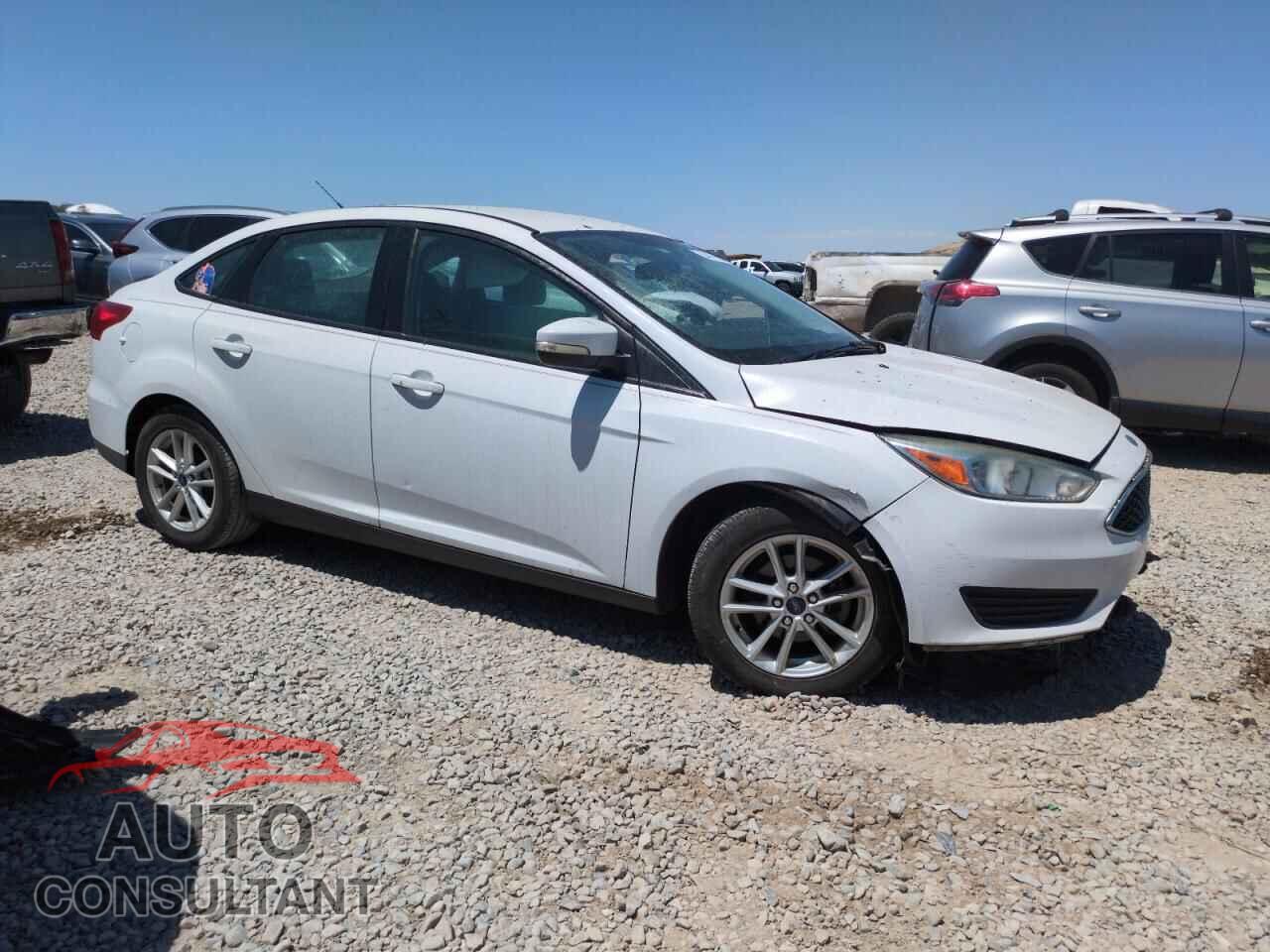 FORD FOCUS 2015 - 1FADP3F22FL262929