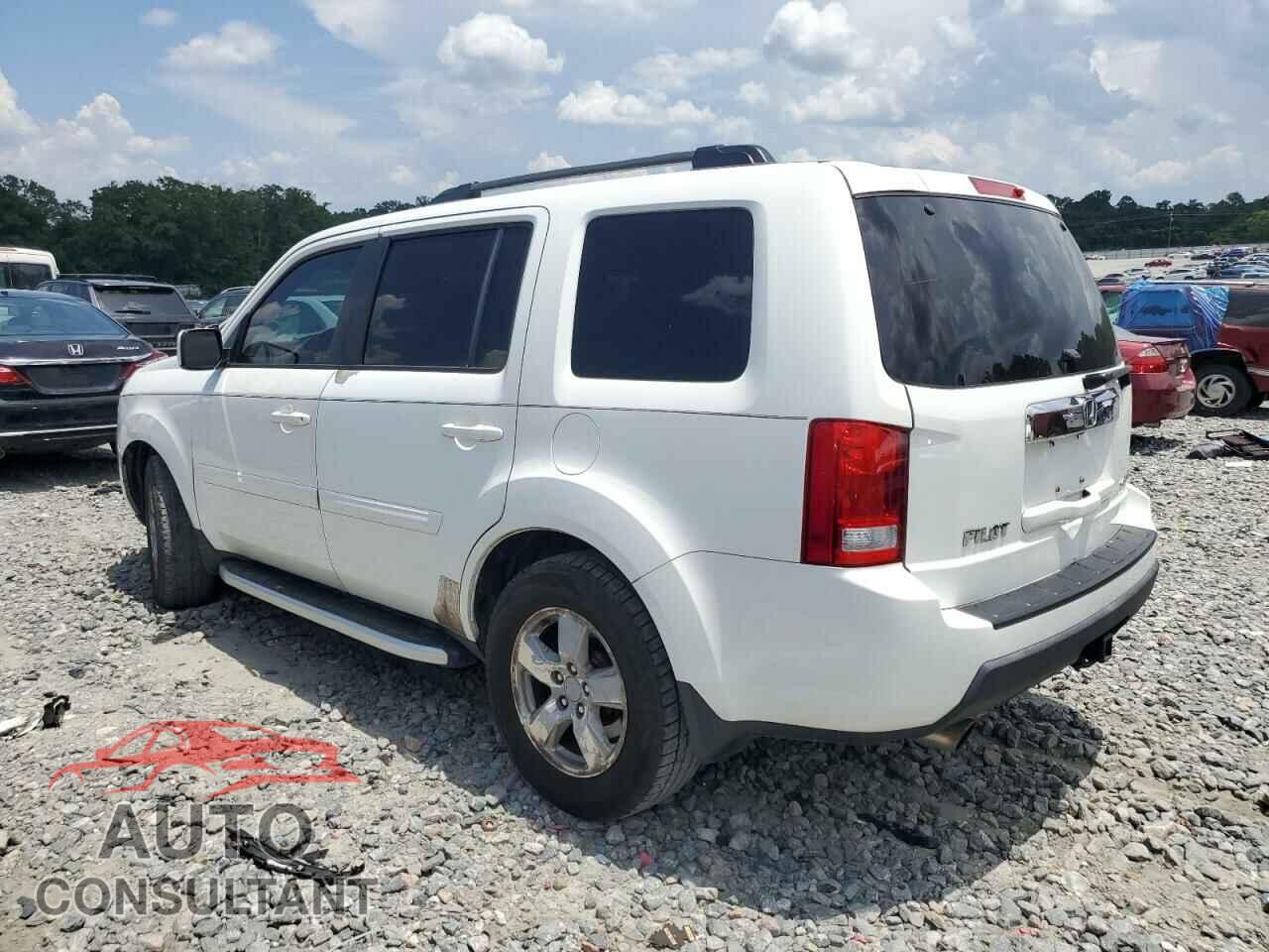 HONDA PILOT 2011 - 5FNYF4H52BB050041