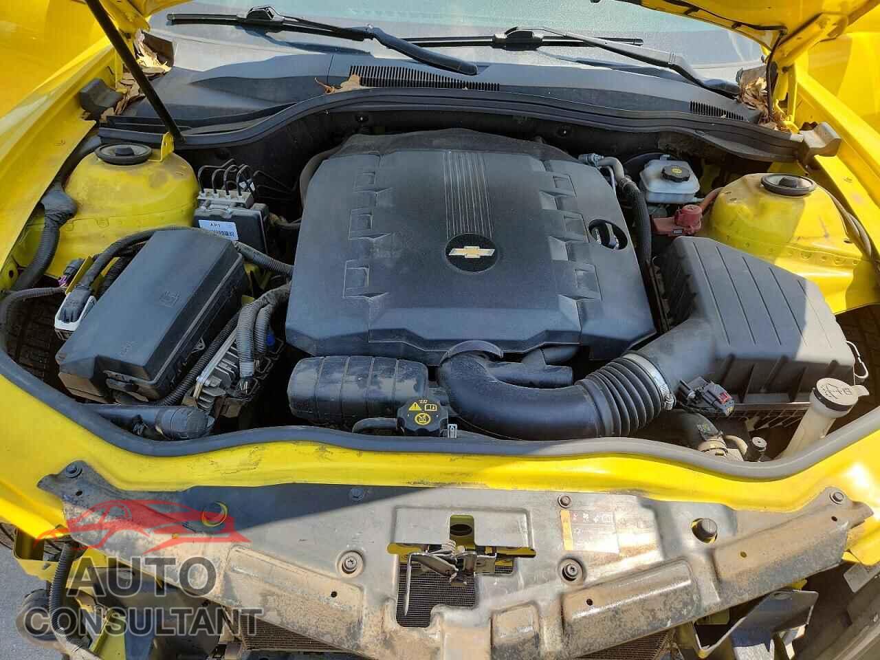 CHEVROLET CAMARO 2015 - 2G1FB1E39F9308255