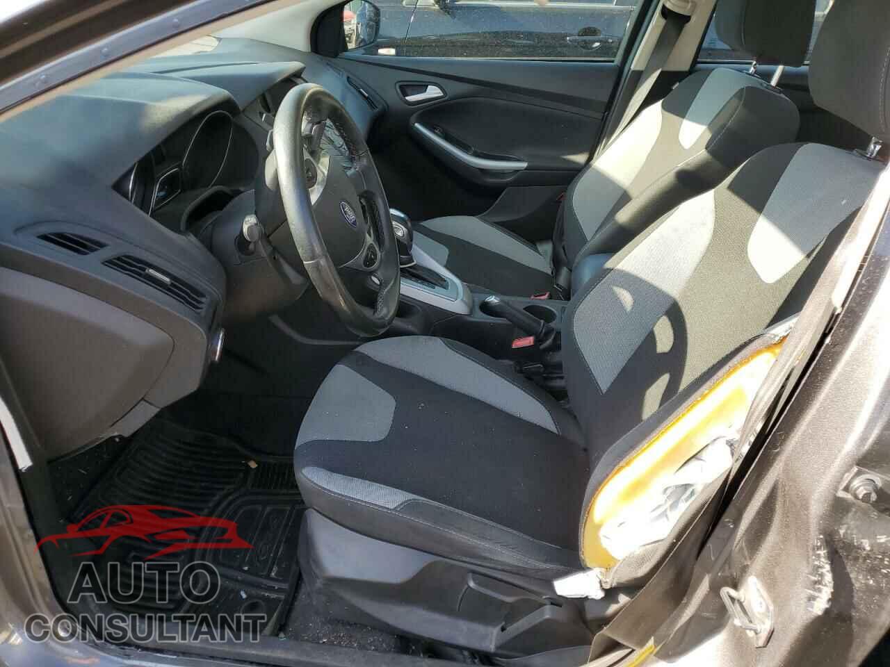 FORD FOCUS 2012 - 1FAHP3K22CL435531