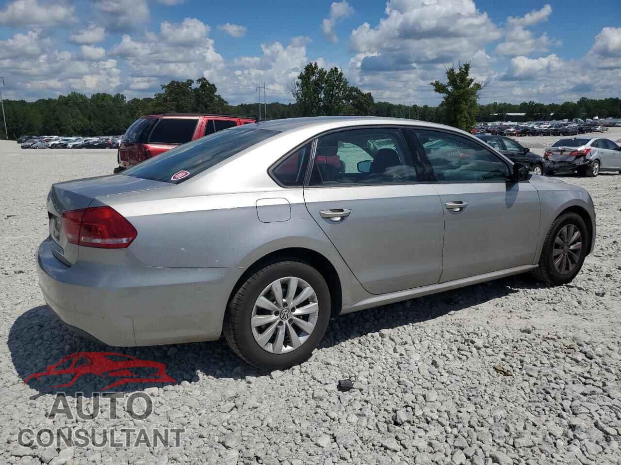 VOLKSWAGEN PASSAT 2013 - 1VWAP7A30DC103485