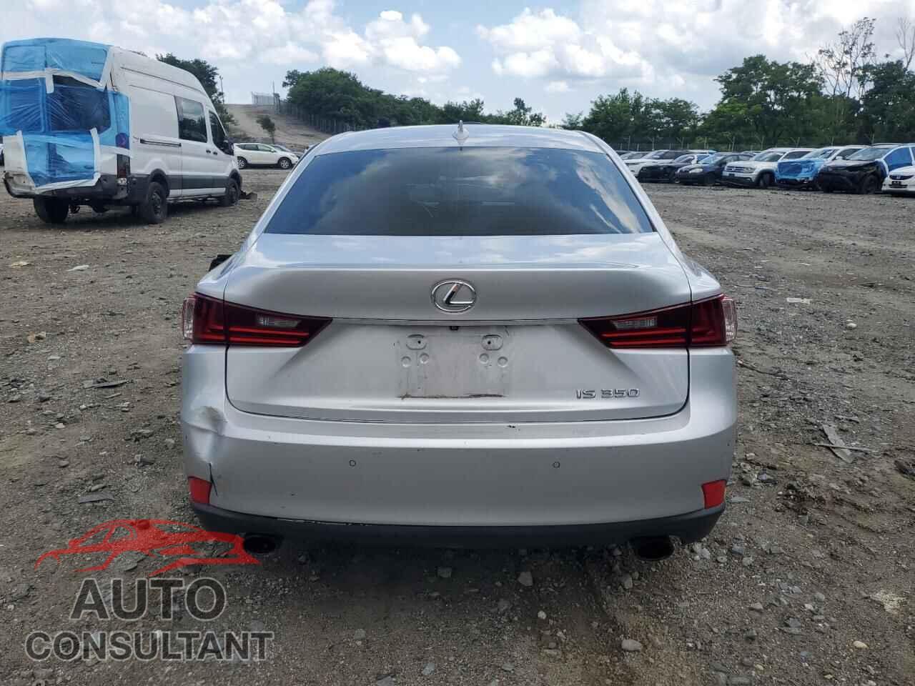 LEXUS IS 2014 - JTHBE1D2XE5004125
