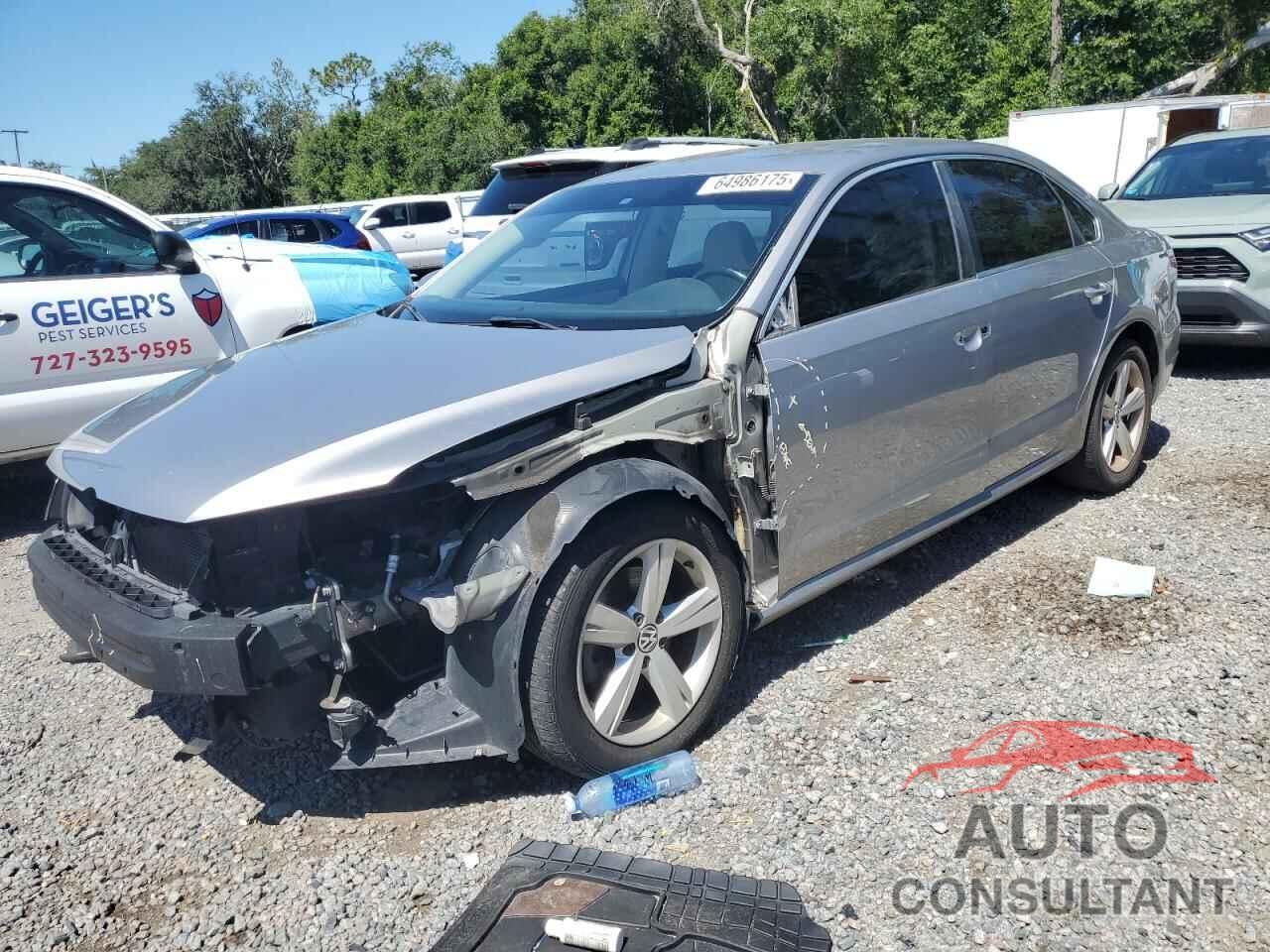 VOLKSWAGEN PASSAT 2012 - 1VWBH7A36CC048265