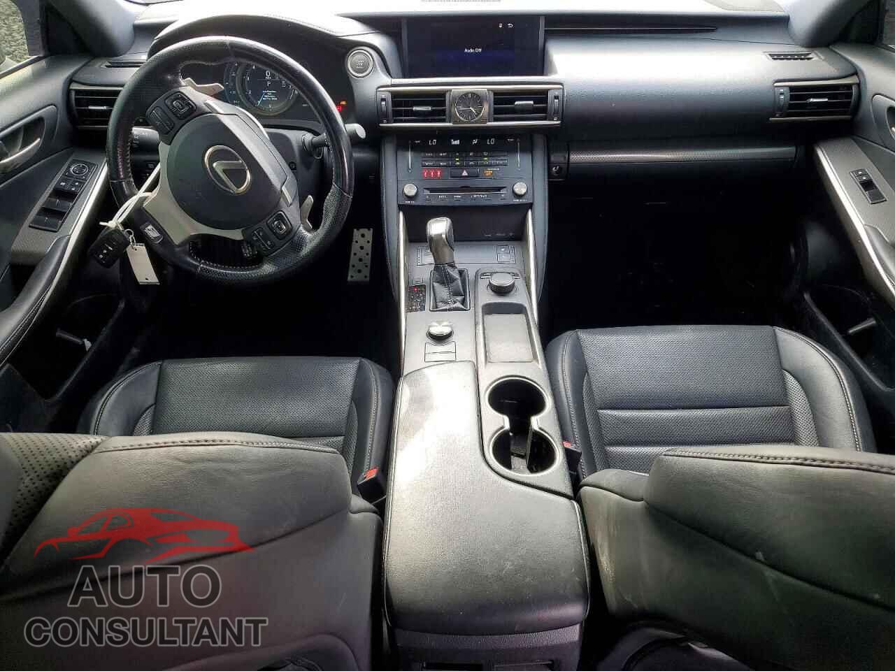 LEXUS IS 2017 - JTHBA1D29H5058029