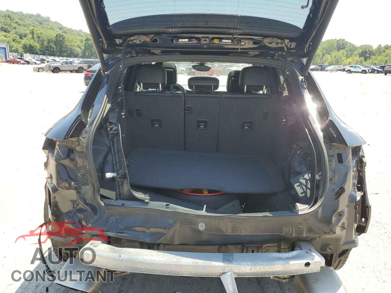 PORSCHE MACAN 2017 - WP1AA2A51HLB02455