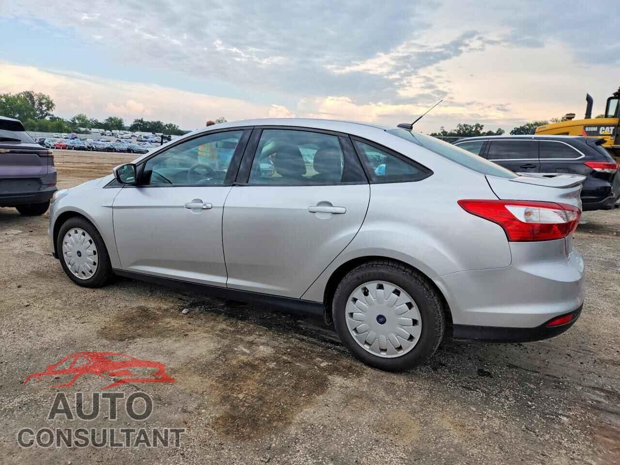 FORD FOCUS 2012 - 1FAHP3F27CL451606