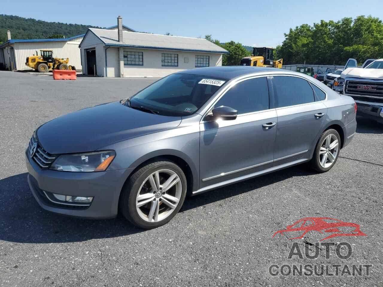 VOLKSWAGEN PASSAT 2015 - 1VWCV7A31FC012128