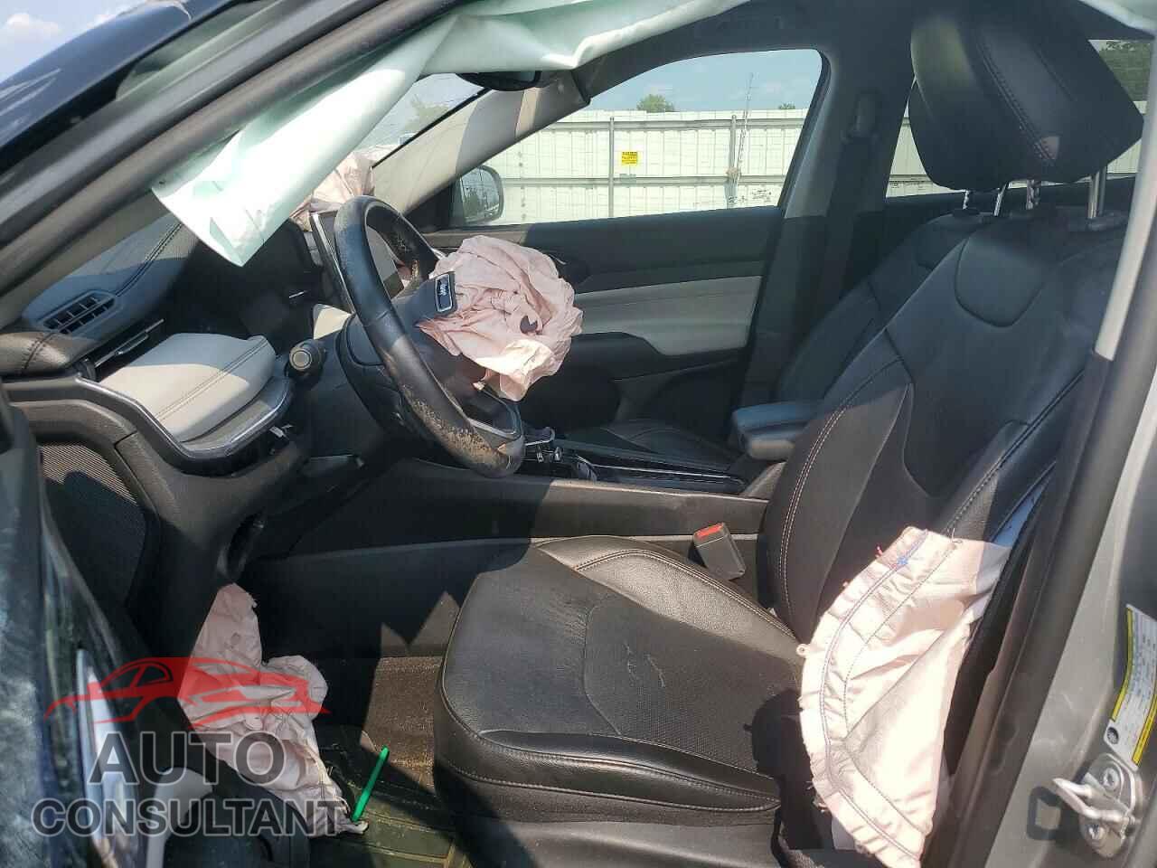 JEEP COMPASS 2022 - 3C4NJDCB9NT113821