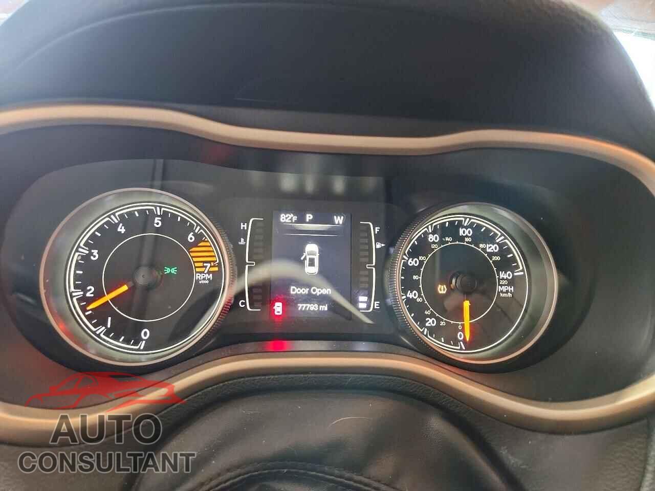 JEEP CHEROKEE 2018 - 1C4PJMCB7JD609726