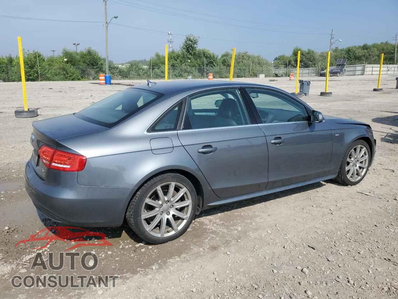 AUDI A4 2012 - WAUFFBFL5CA118594