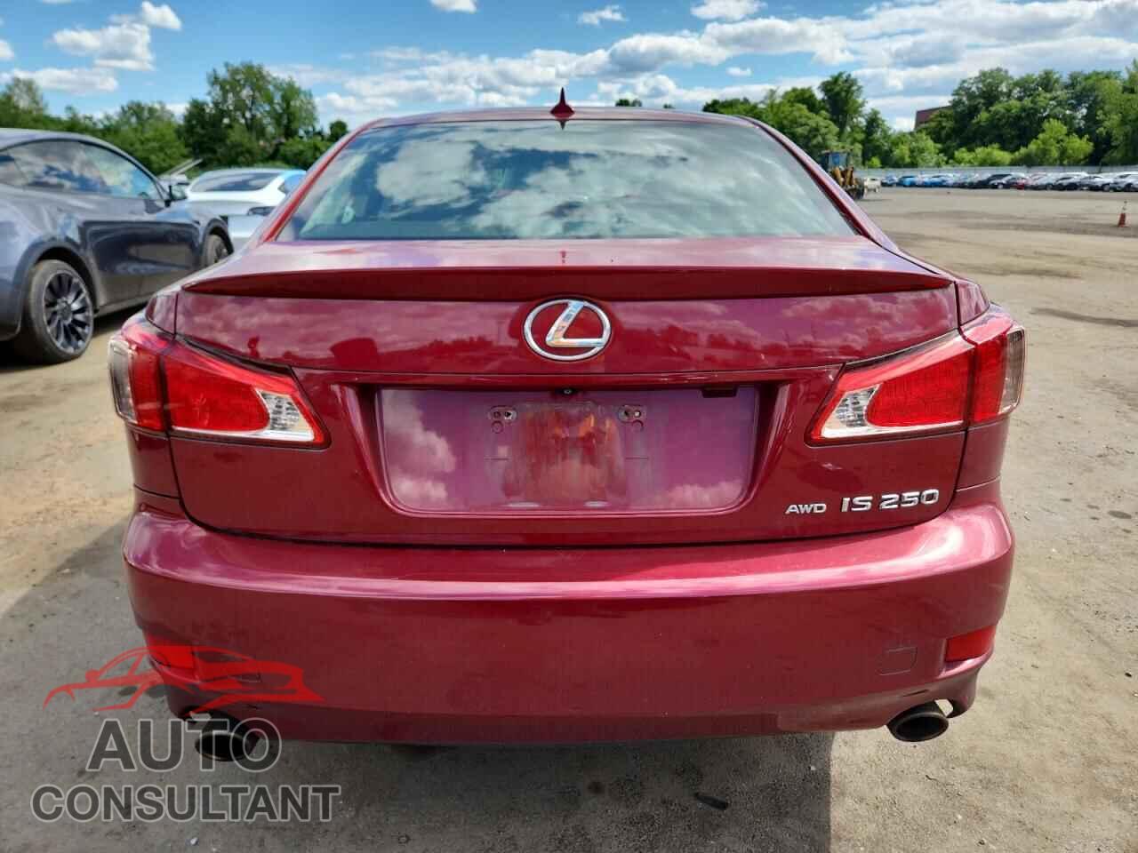 LEXUS IS 2012 - JTHCF5C20C5053129
