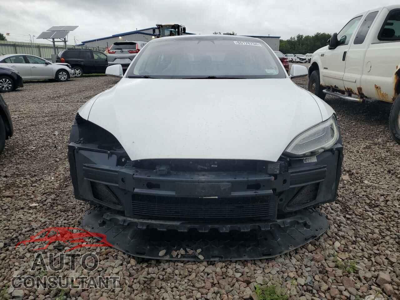 TESLA MODEL S 2017 - 5YJSA1E25HF228661