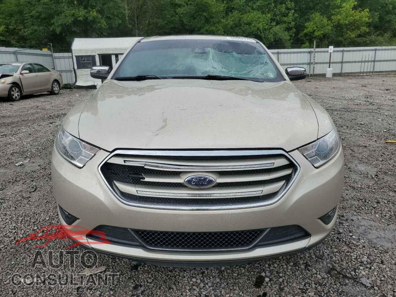 FORD TAURUS 2017 - 1FAHP2F85HG108209