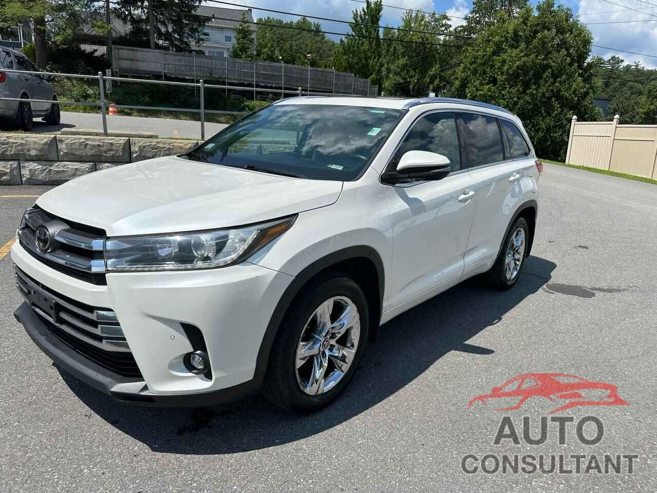 TOYOTA HIGHLANDER 2019 - 5TDDZRFH1KS717631