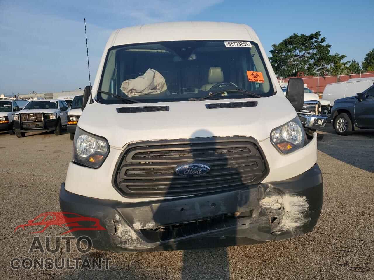 FORD TRANSIT 2017 - 1FTYR1CM6HKB30961