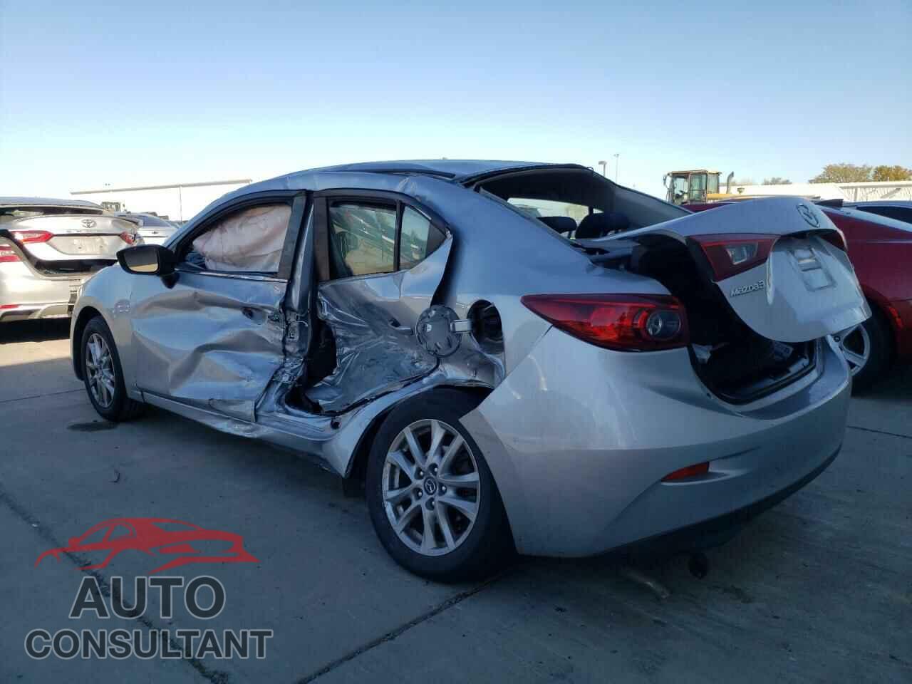 MAZDA 3 2017 - 3MZBN1U76HM120513